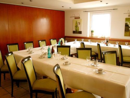 Hotel Sterkel Roedermark Ngoại thất bức ảnh