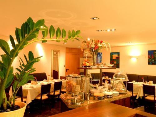 Hotel Sterkel Roedermark Ngoại thất bức ảnh